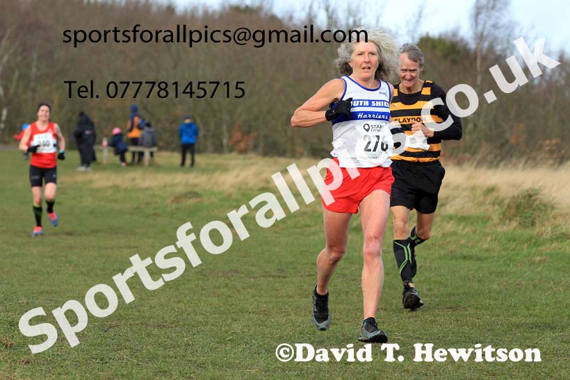 Womens and mens 35 to 65 plus, 2022 NEMAA Open Cross Country Champs., Wallsend, Tyne and Wear. Photo: David T. Hewitson/Sports for All Pics